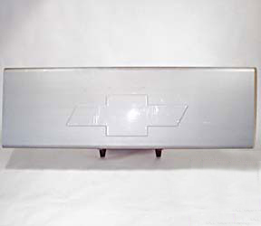 102683 - Tailgate Full Covers Embossed Bowtie